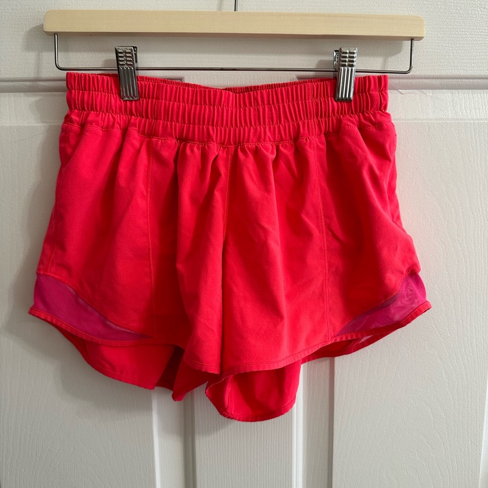 Hot pink, Hotty Hot shorts, 4 in. — Lululemon — size 6